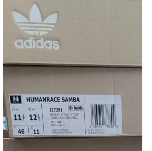 RARE ADIDAS Pharrell x Samba Human Race Charcoal Black IE7291 Mens 11.5 - Picture 2 of 4